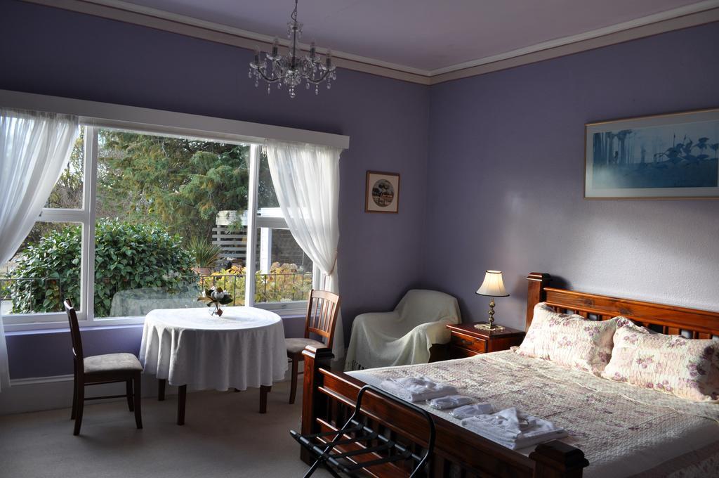 Roslyn House Bed & Breakfast Bushy Park Екстериор снимка