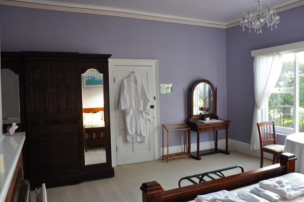 Roslyn House Bed & Breakfast Bushy Park Екстериор снимка