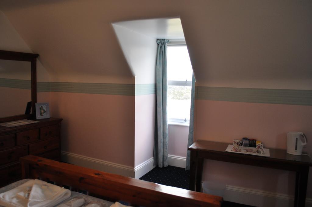 Roslyn House Bed & Breakfast Bushy Park Екстериор снимка