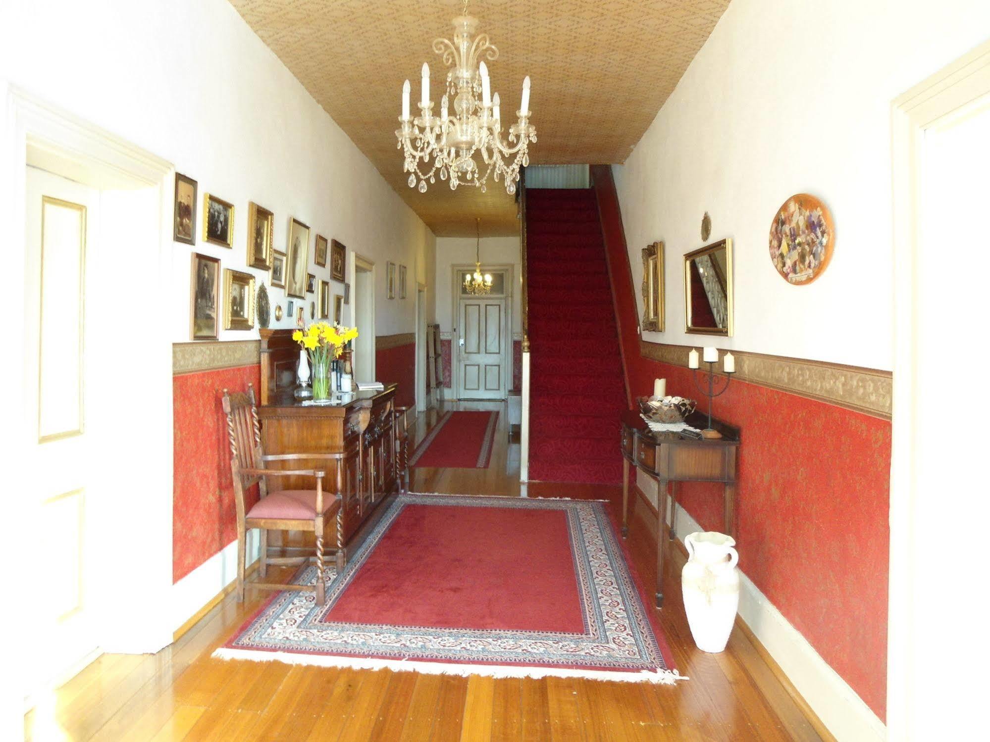 Roslyn House Bed & Breakfast Bushy Park Екстериор снимка
