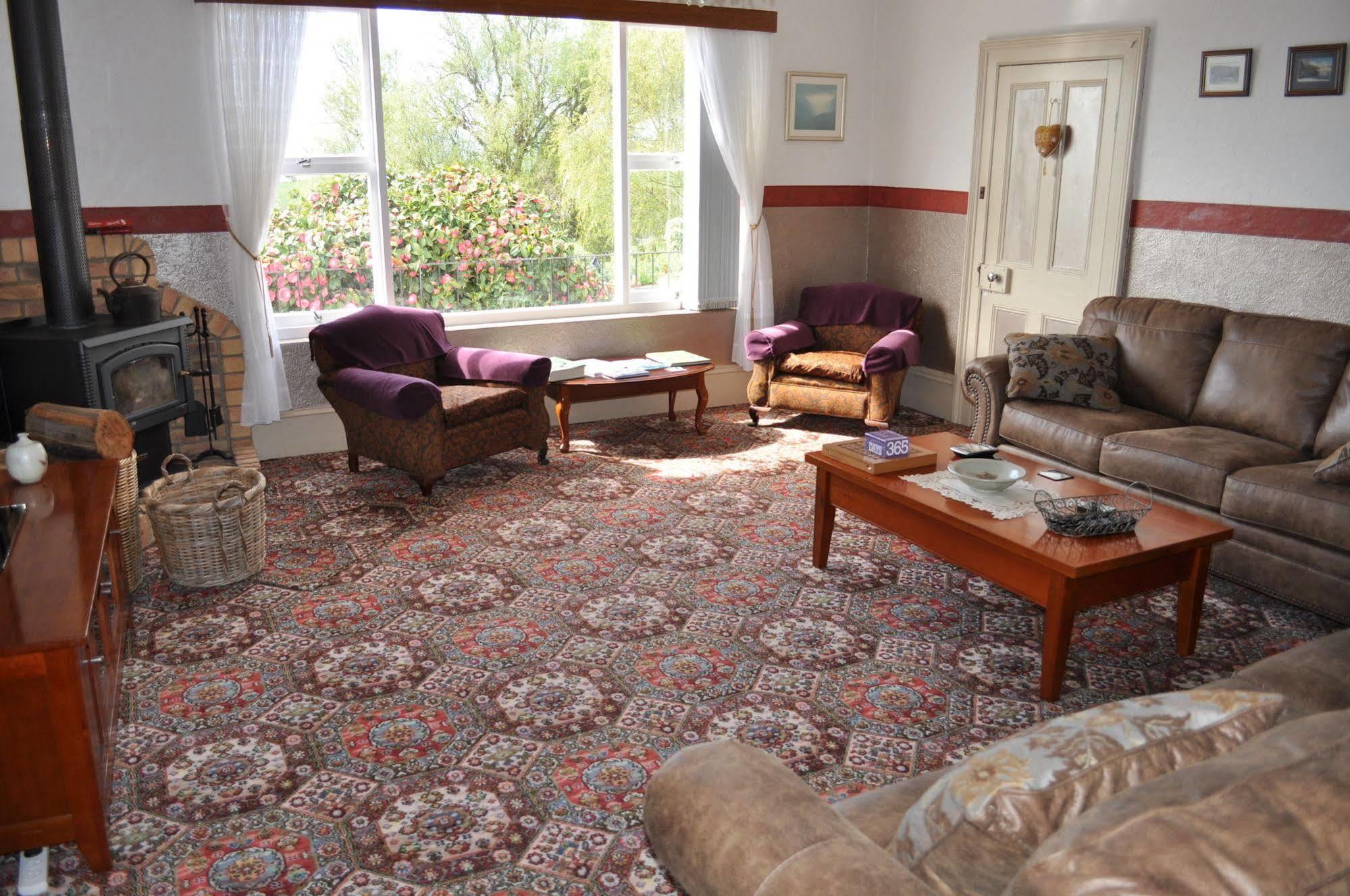 Roslyn House Bed & Breakfast Bushy Park Екстериор снимка