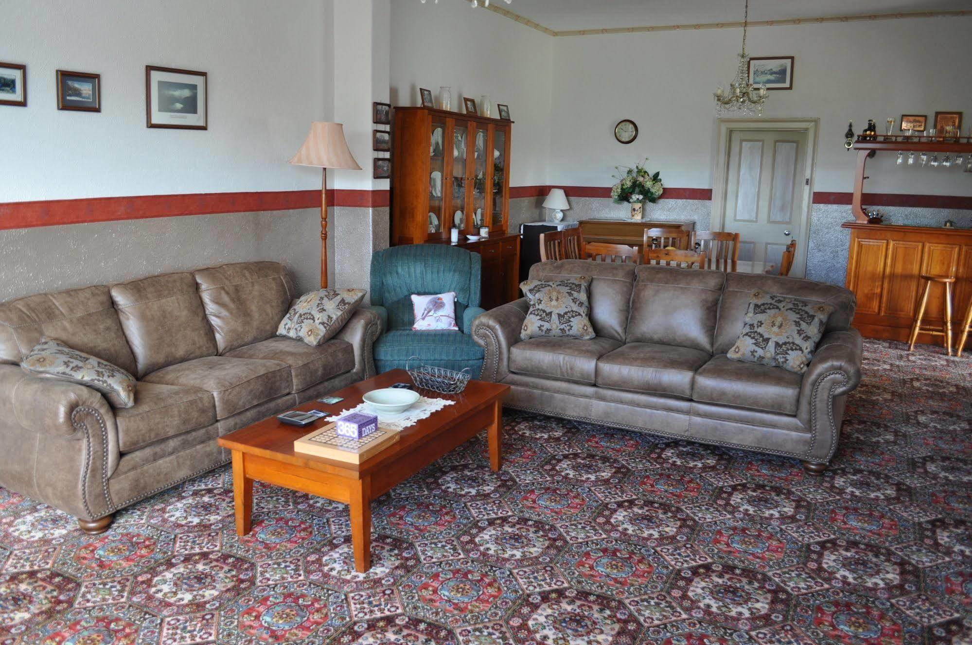 Roslyn House Bed & Breakfast Bushy Park Екстериор снимка